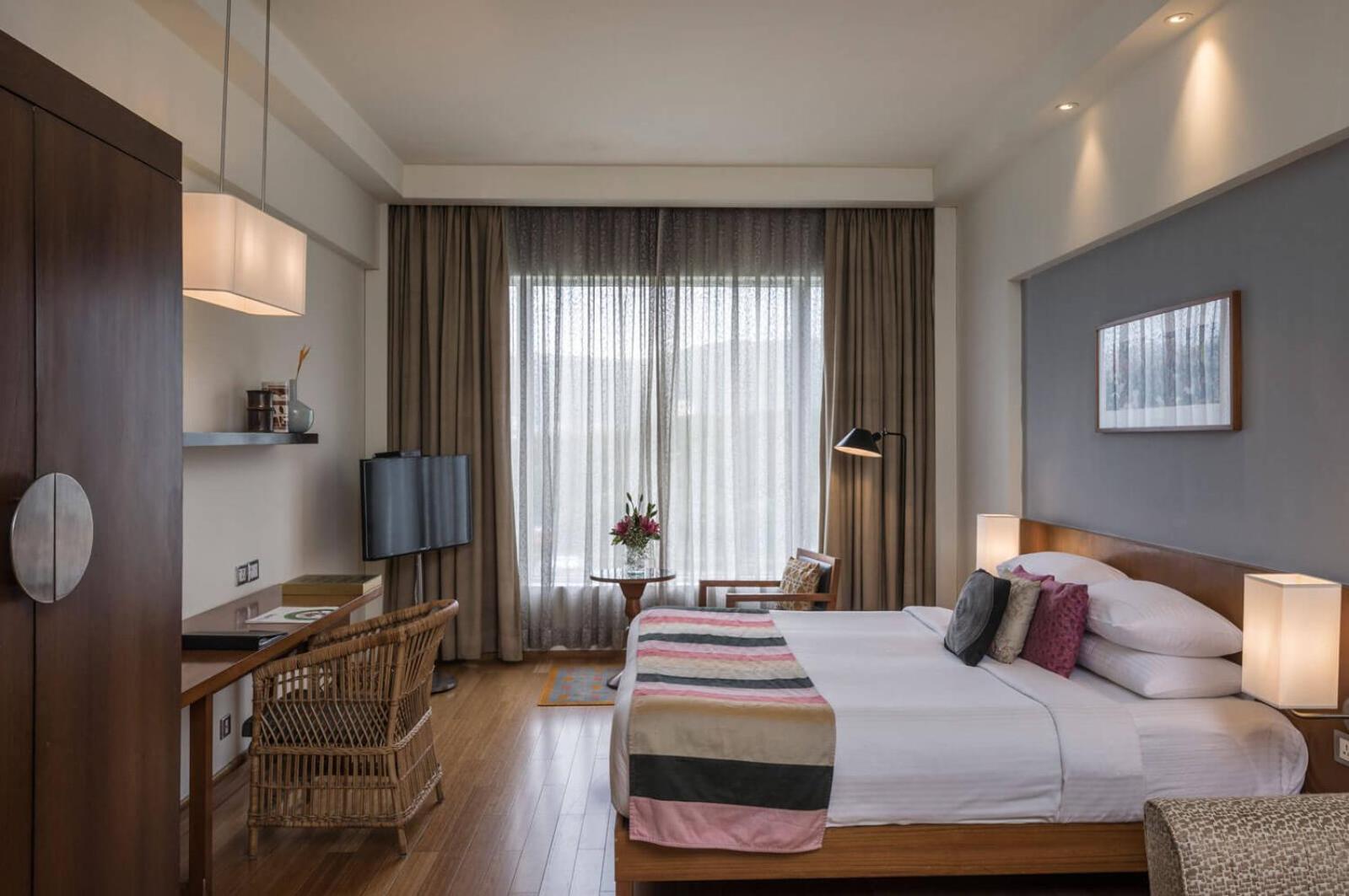 The Bellwood Suites Near Igi Airport New Delhi Exteriör bild